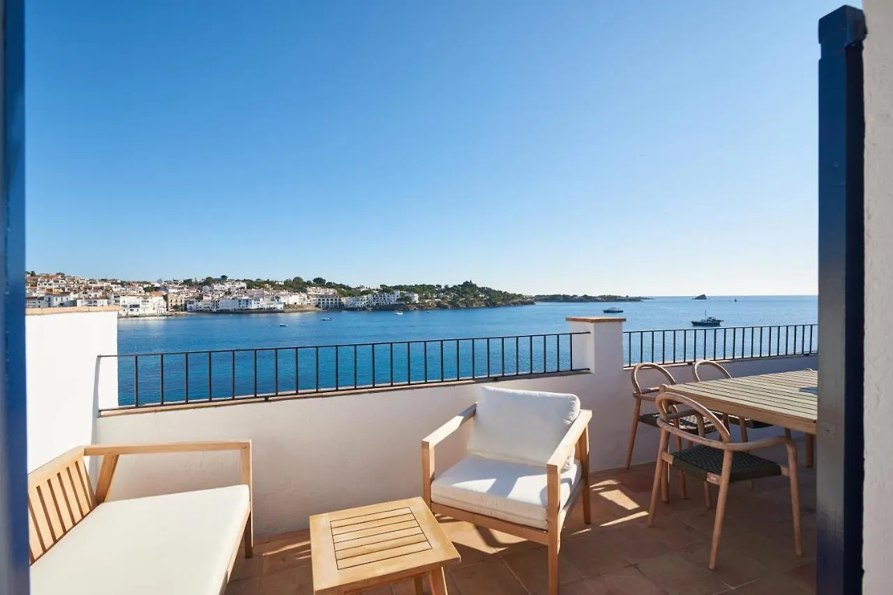 شقة Beachfront Penthouse With Sea Views In كاذاكيس