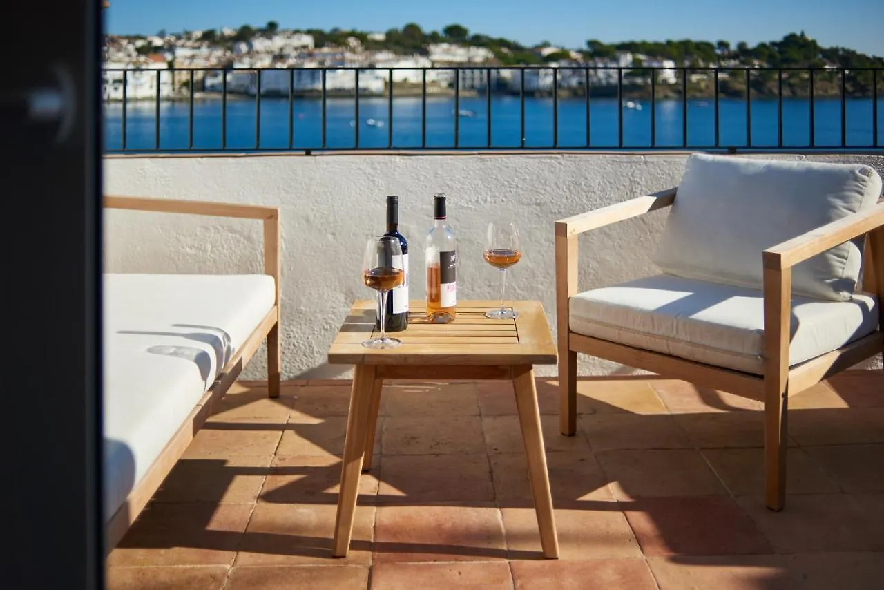 Beachfront Penthouse With Sea Views In Cadaques Apartment 0*,