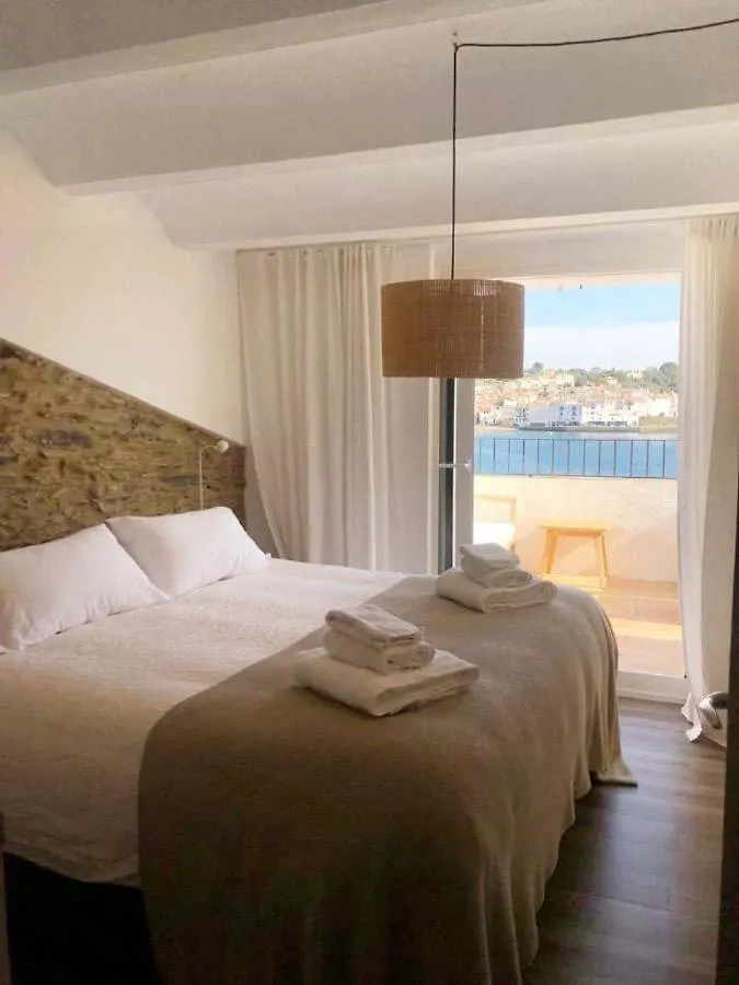 Beachfront Penthouse With Sea Views In Cadaques Apartment Spain